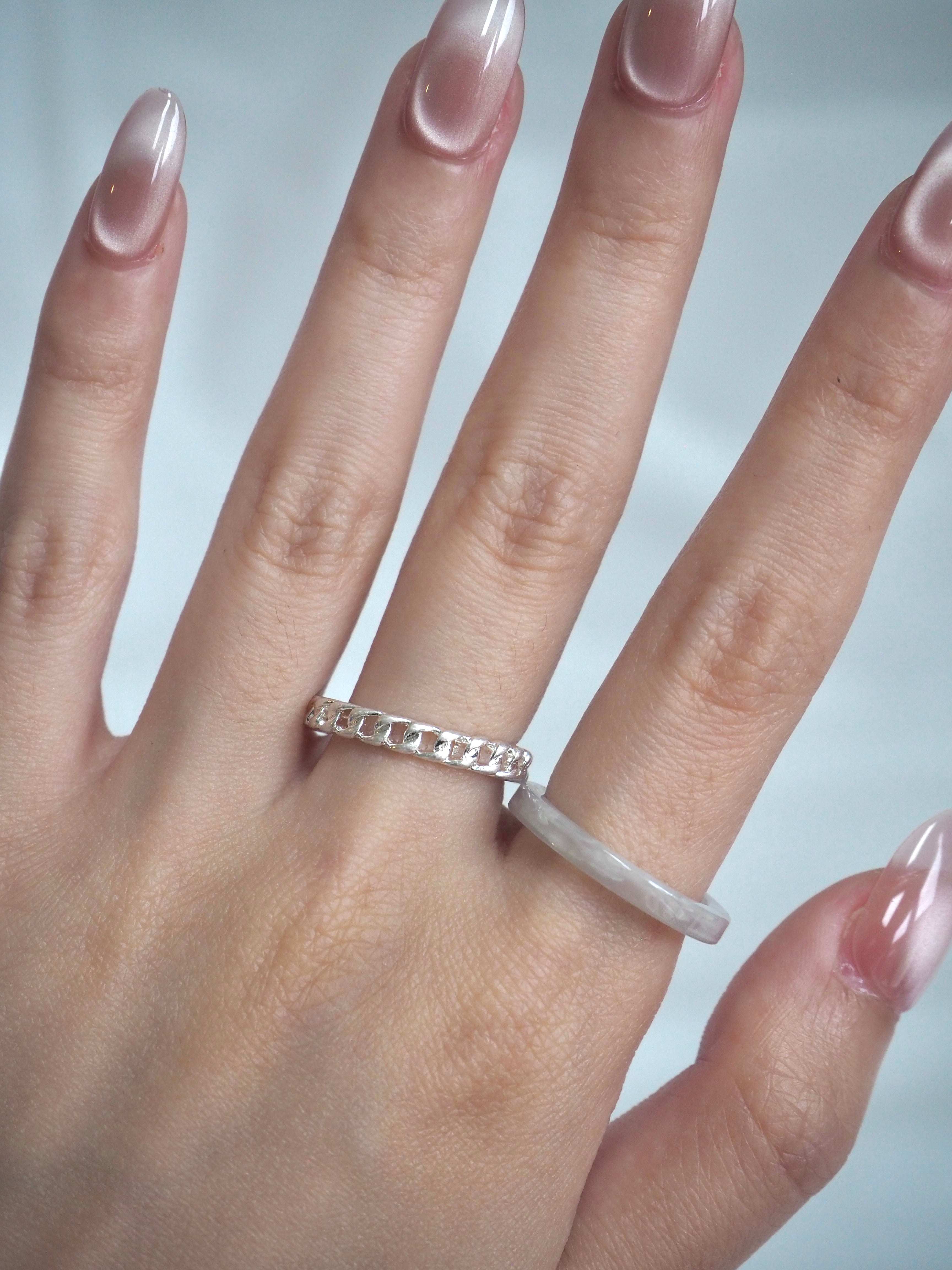 7-in-1 acrylic layered ring set