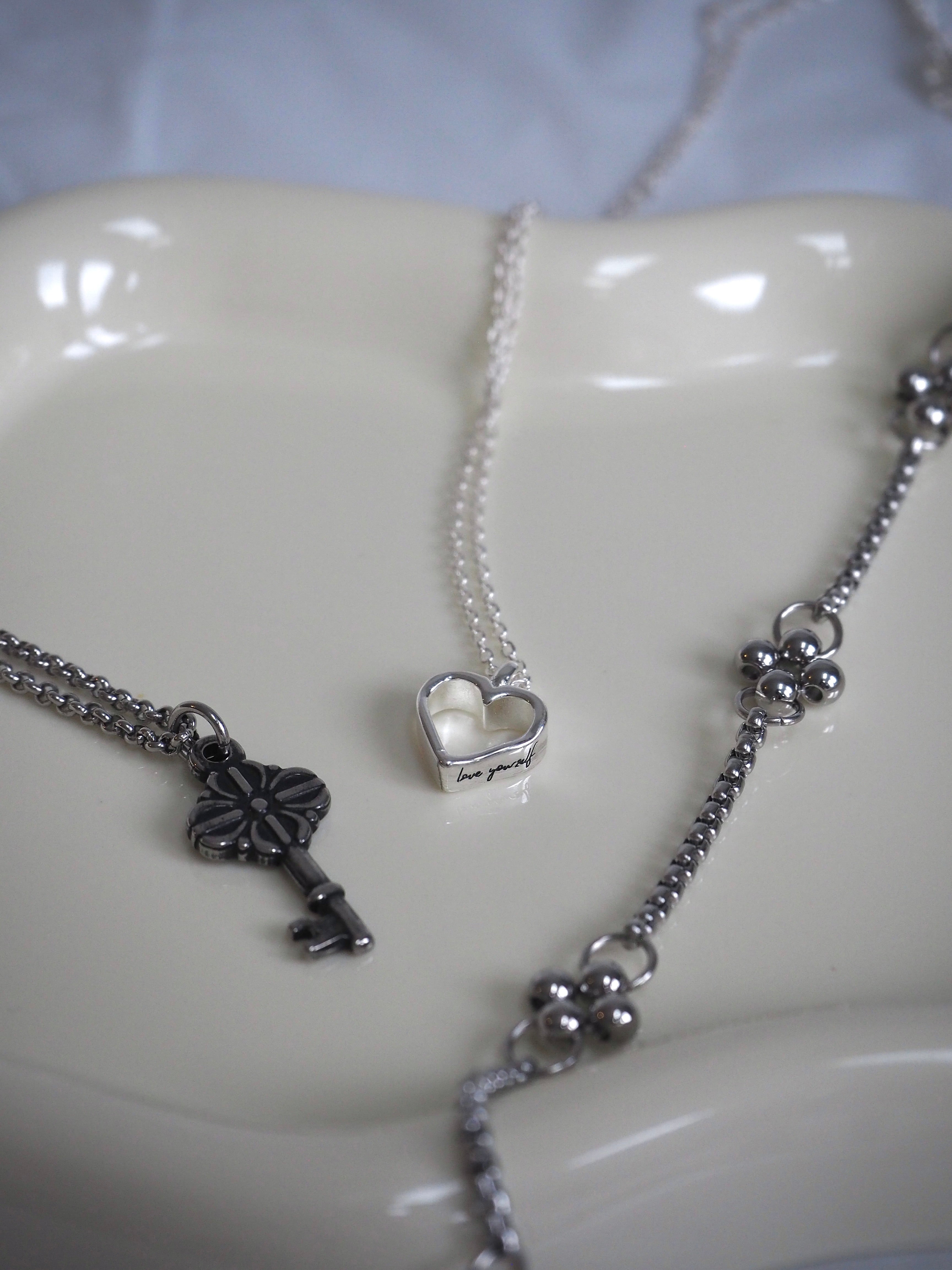 [surgical steel] clover ball bracelet