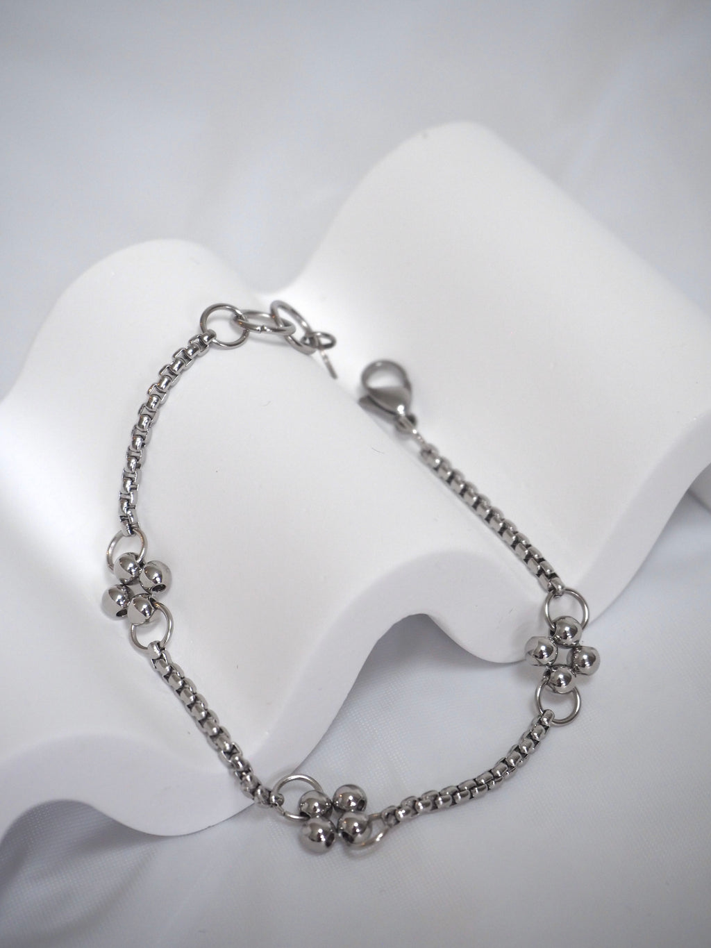 [surgical steel] clover ball bracelet