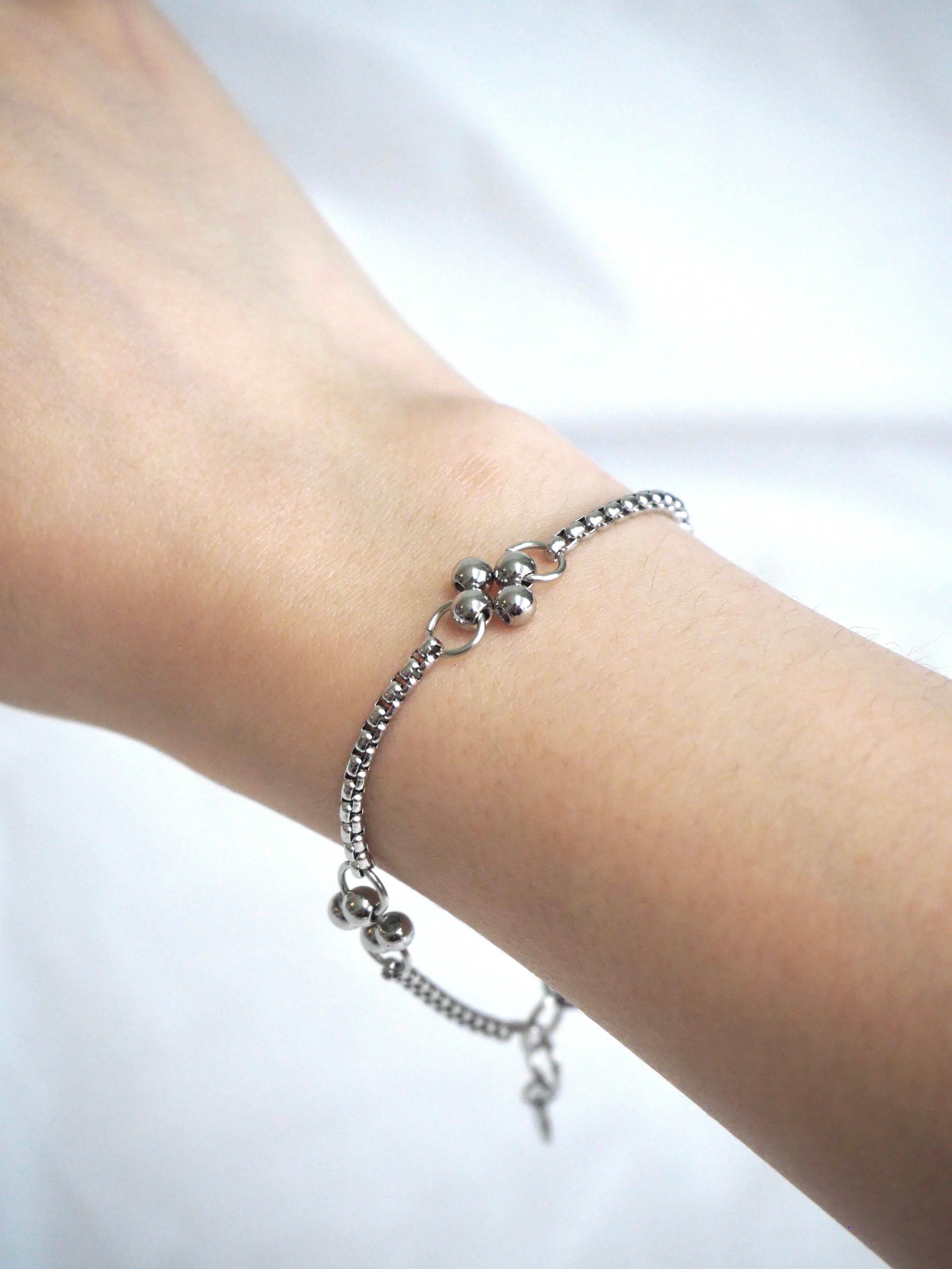 [surgical steel] clover ball bracelet