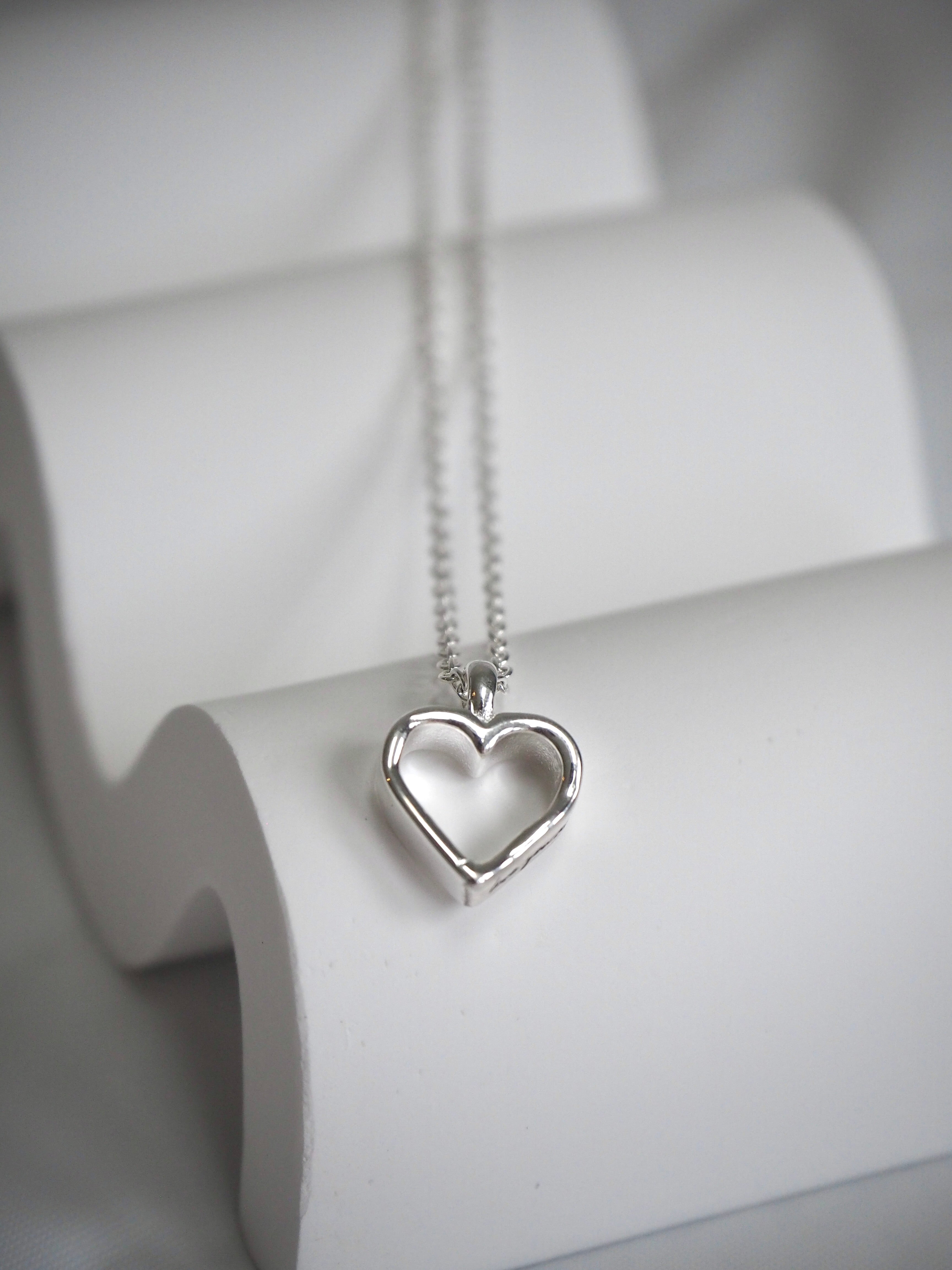 [surgical steel] "love yourself" heart necklace