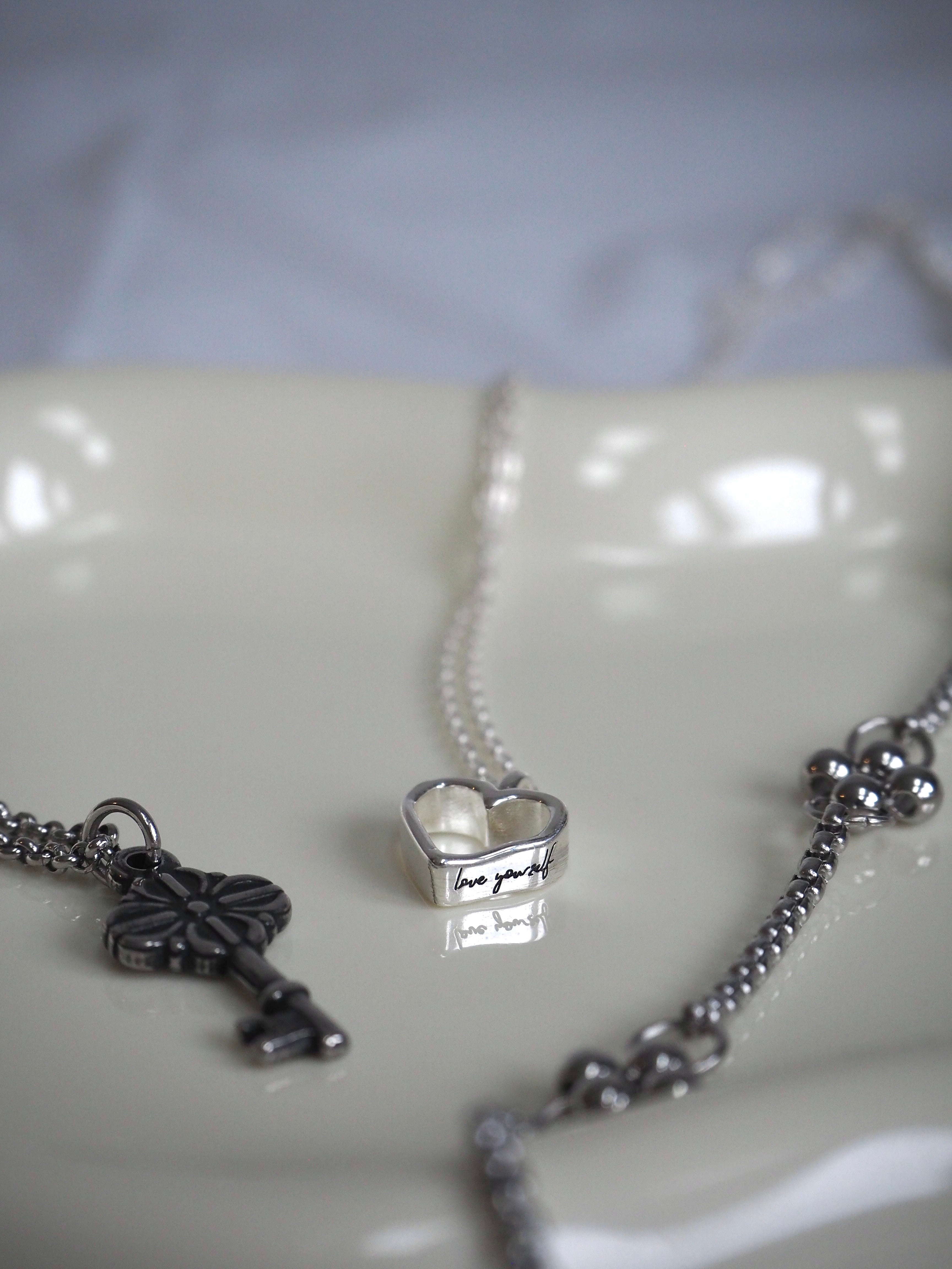 [surgical steel] "love yourself" heart necklace