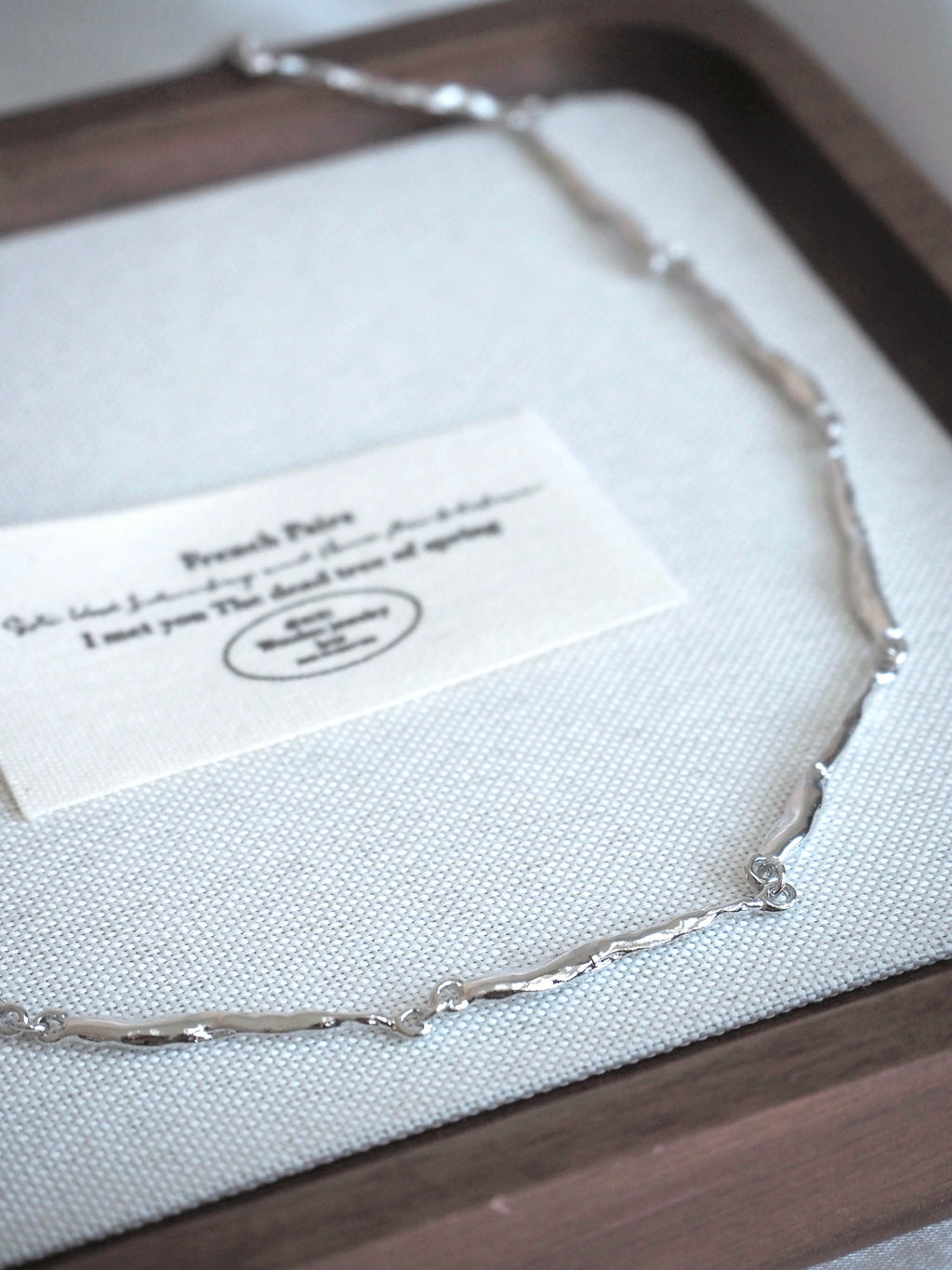 simple bar necklace