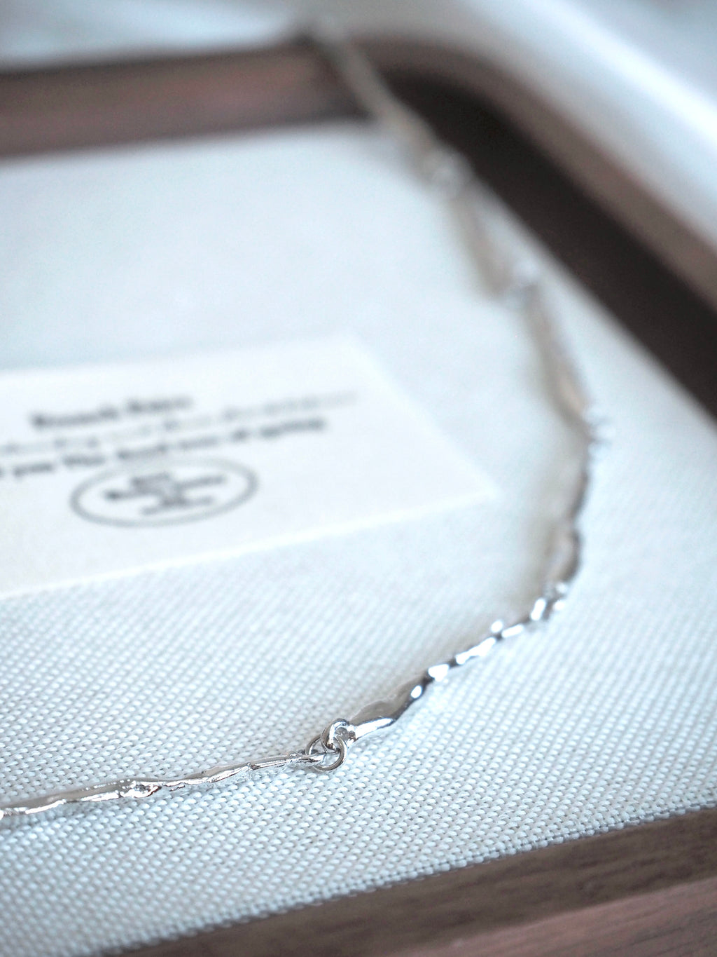 simple bar necklace
