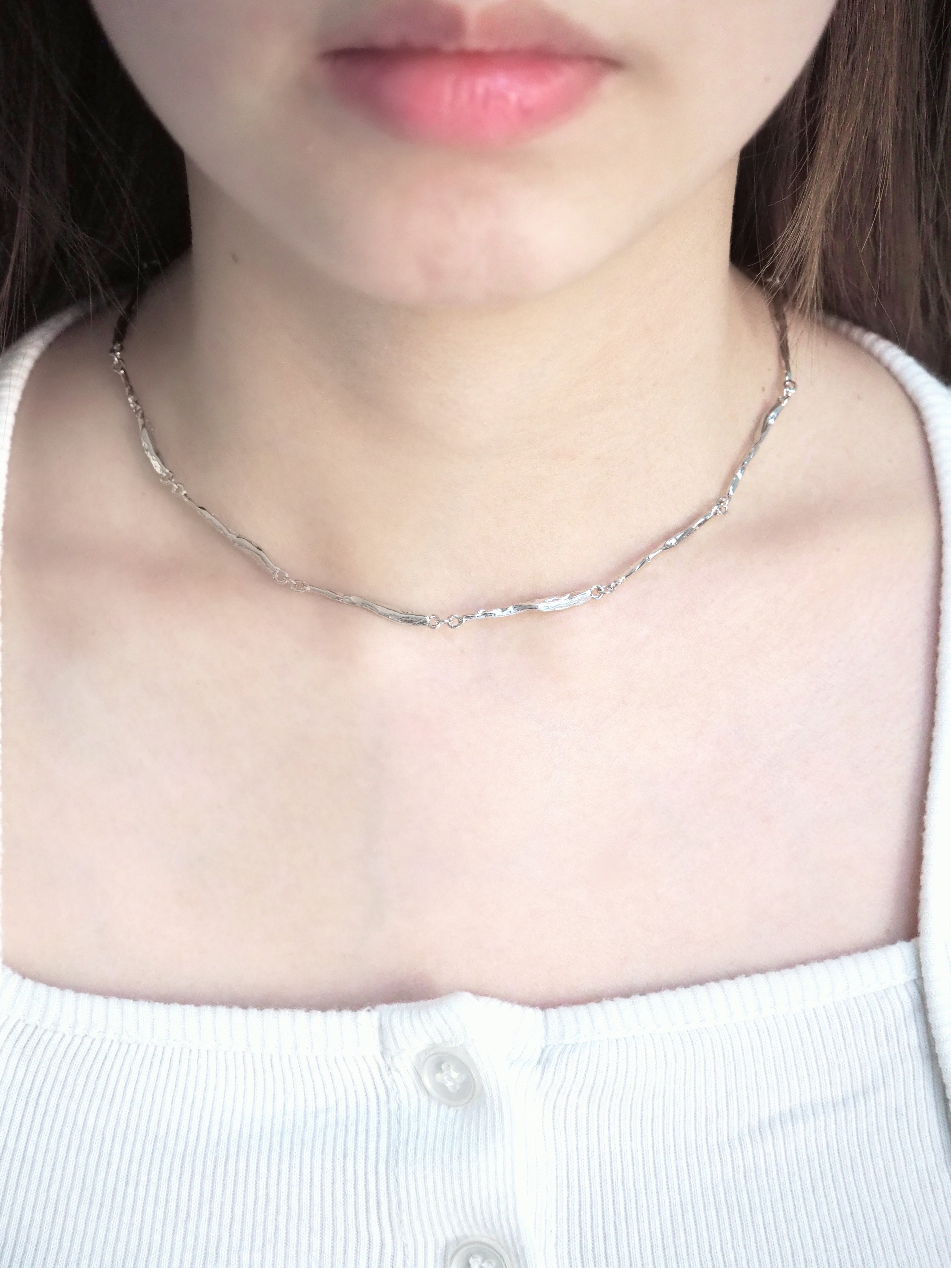 simple bar necklace