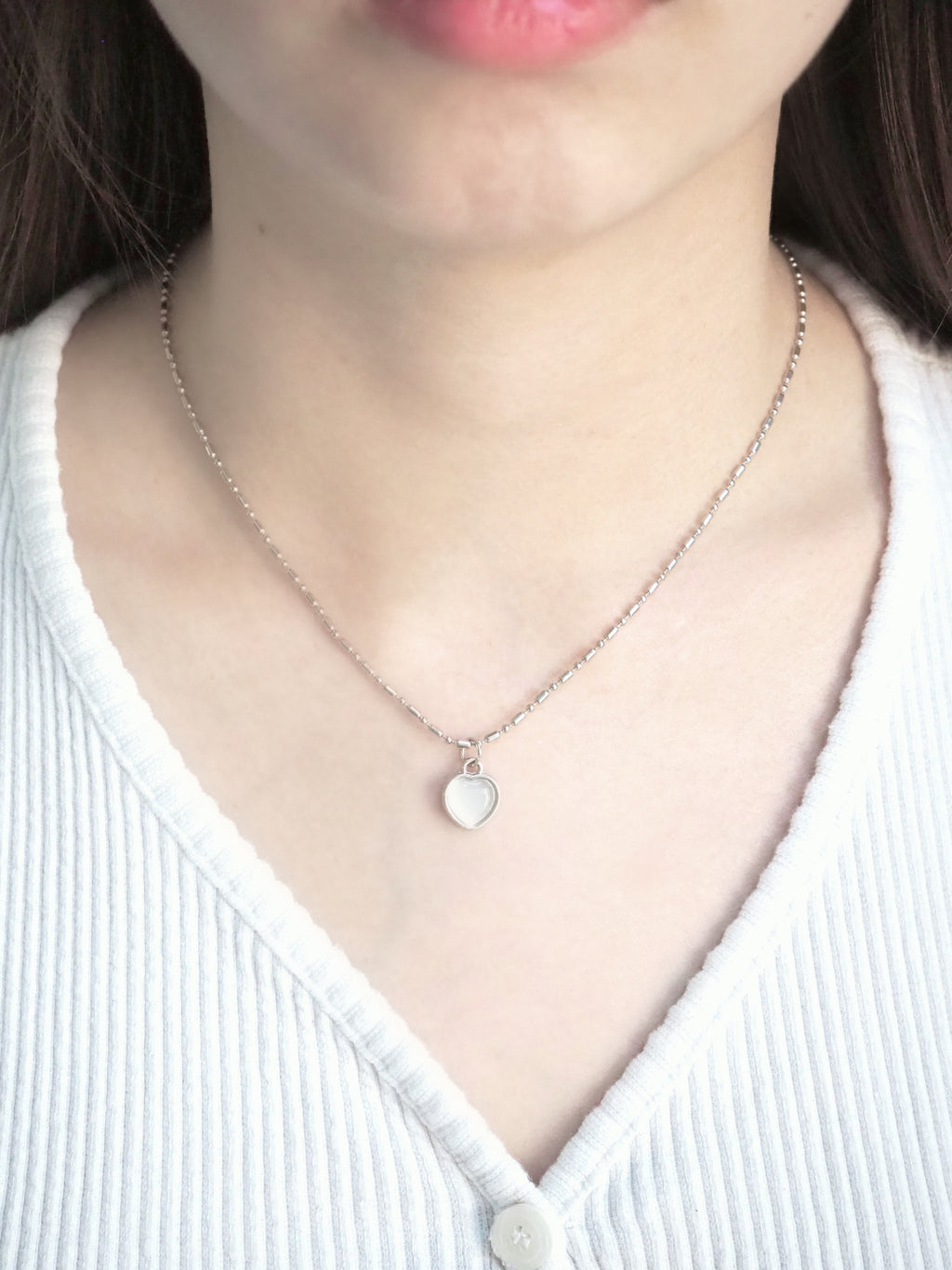 milky heart necklace