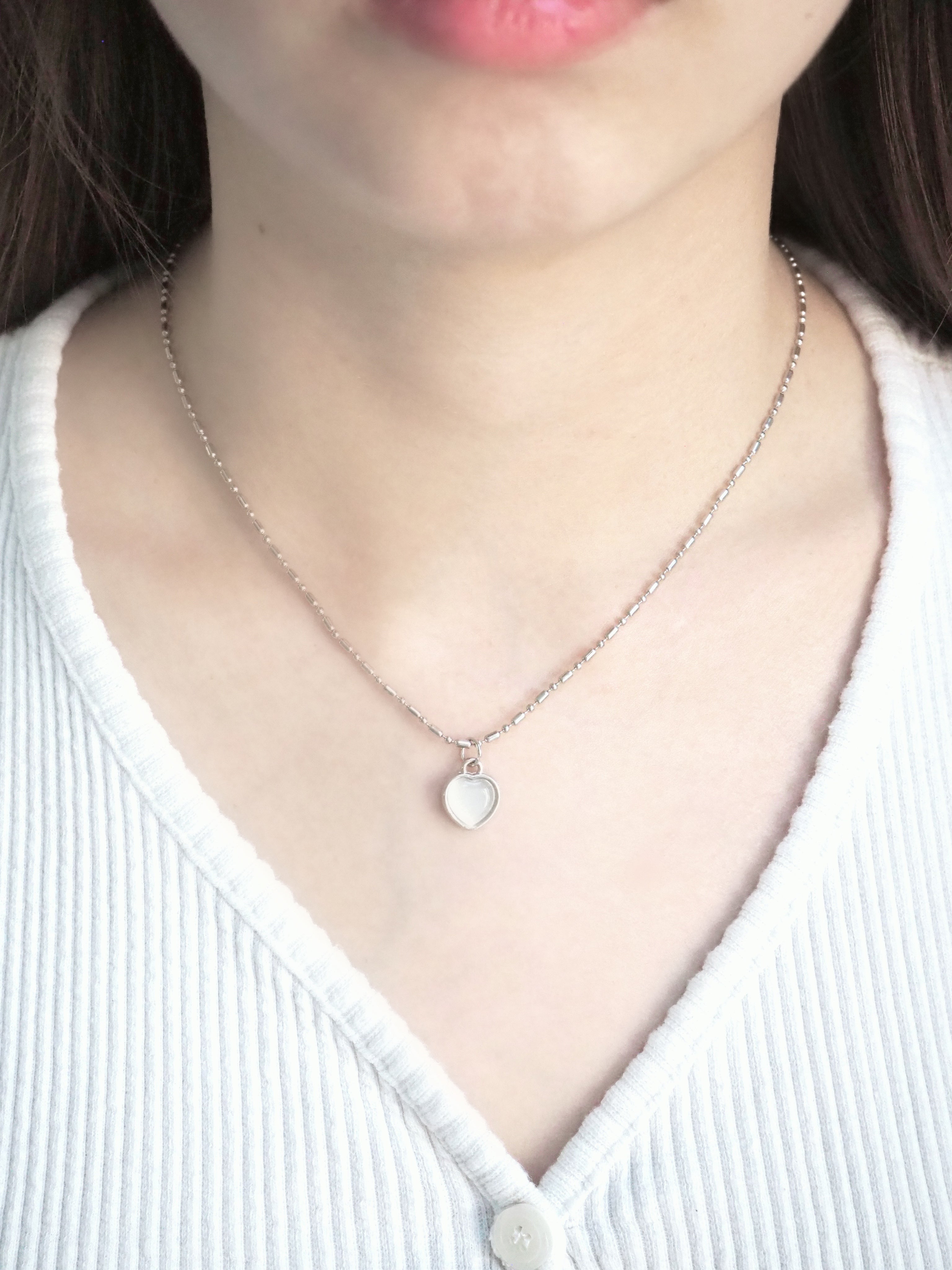 milky heart necklace