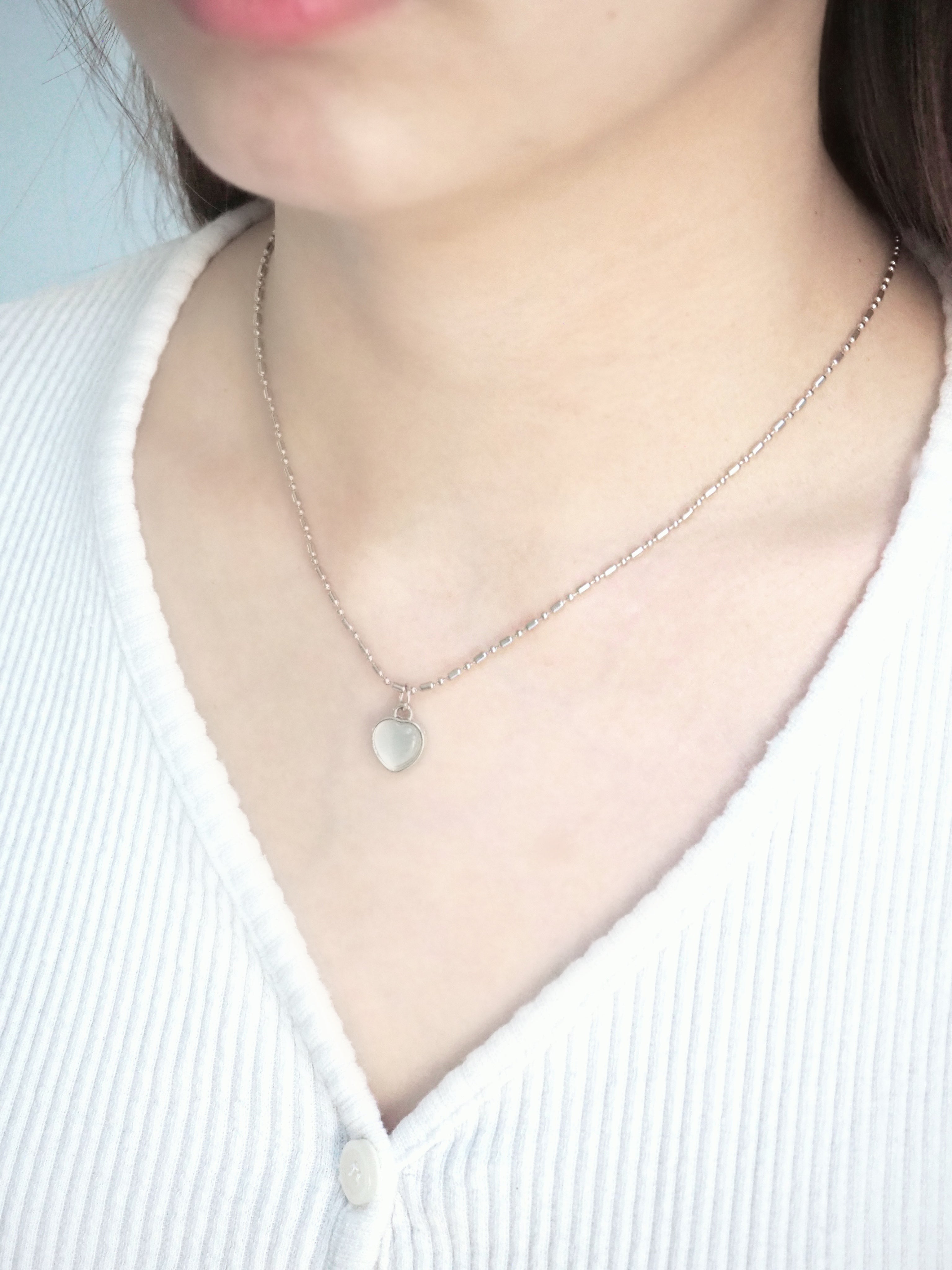 milky heart necklace