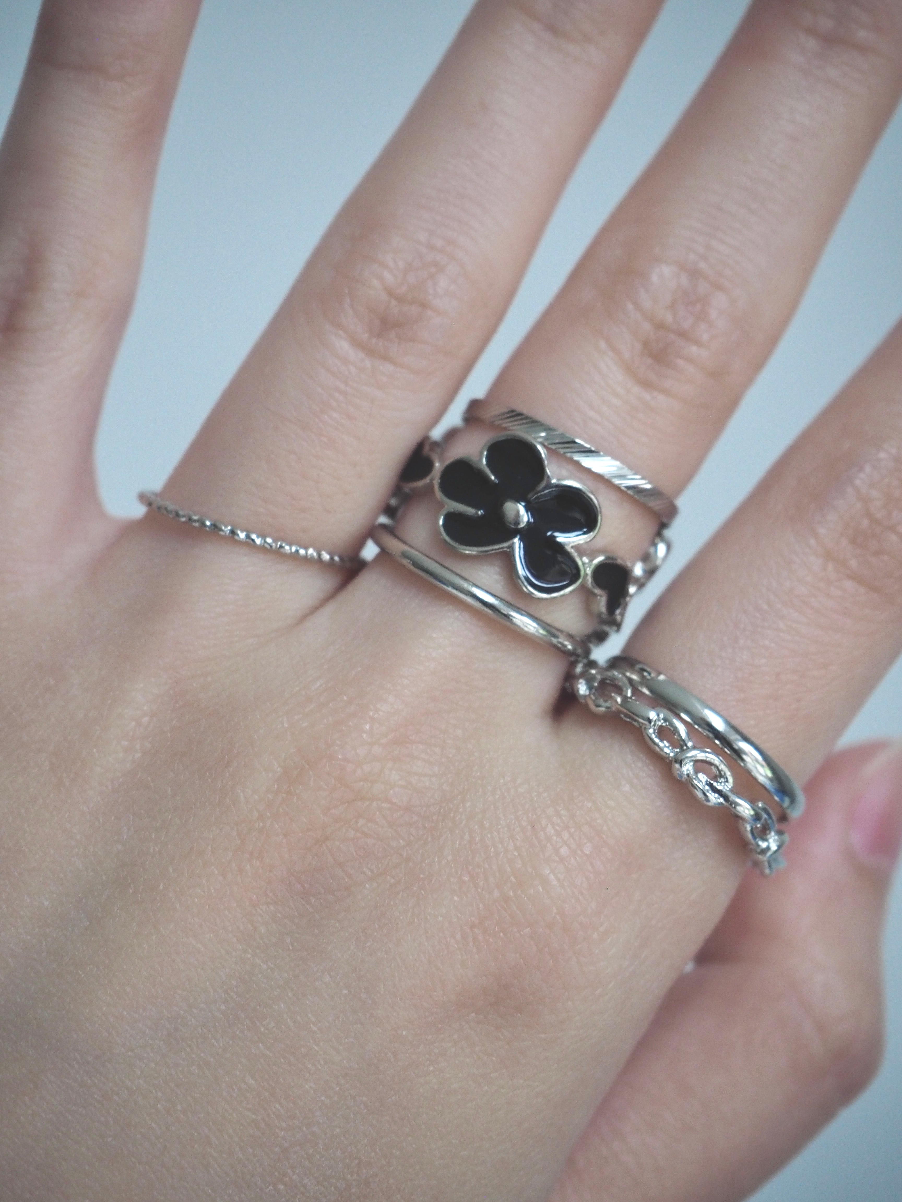 6-in-1 flower layered ring set