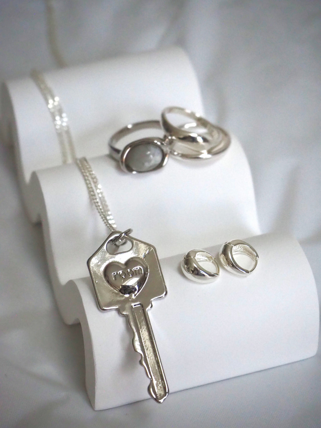 long key necklace