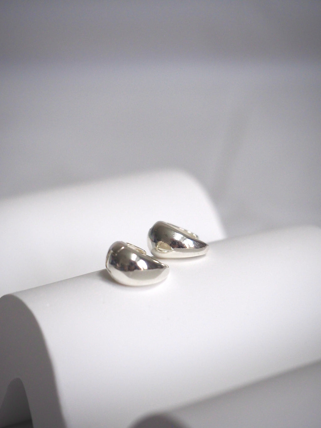 [925silver] bold water drop earrings