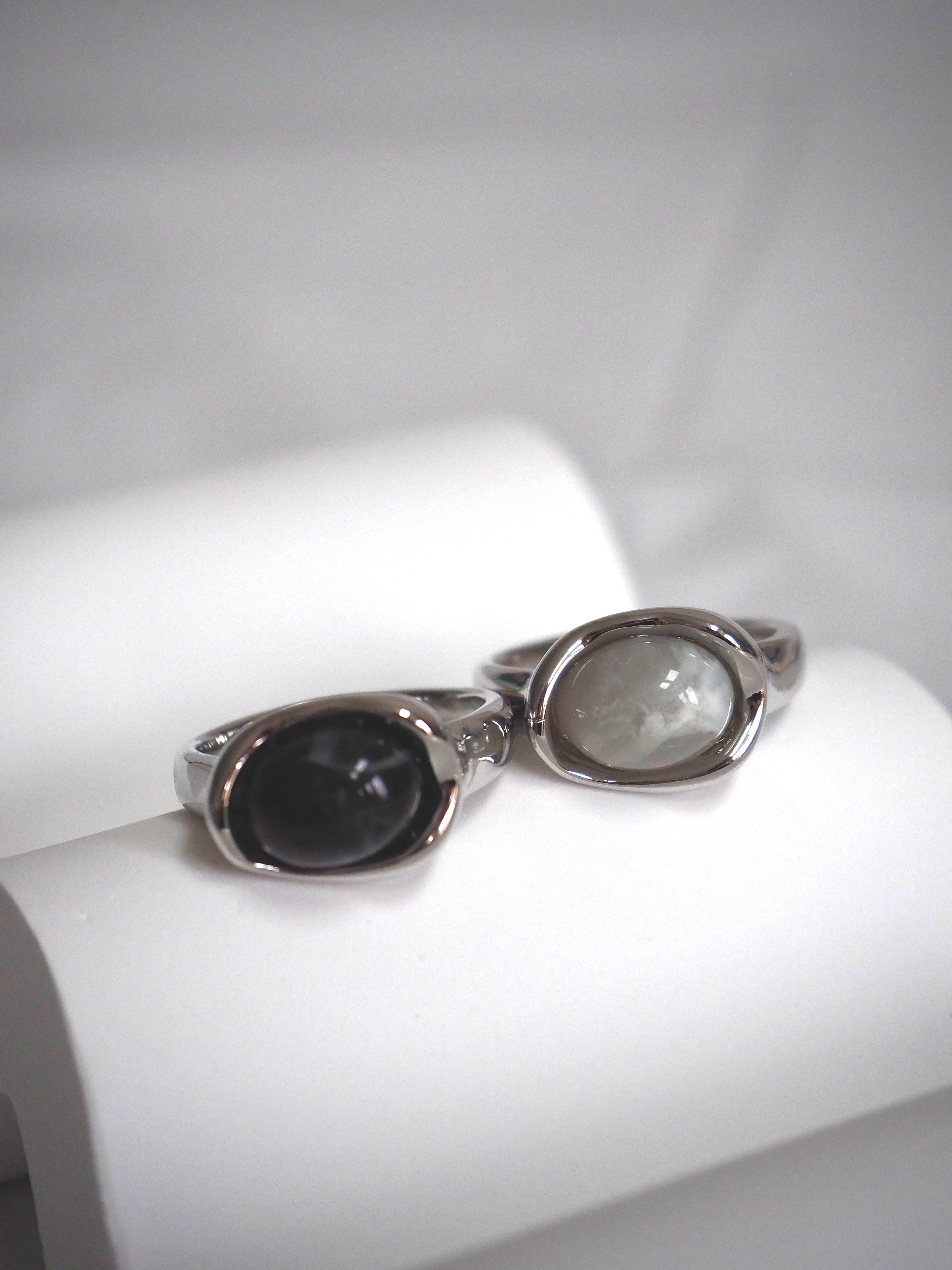 homaika gemstone ring
