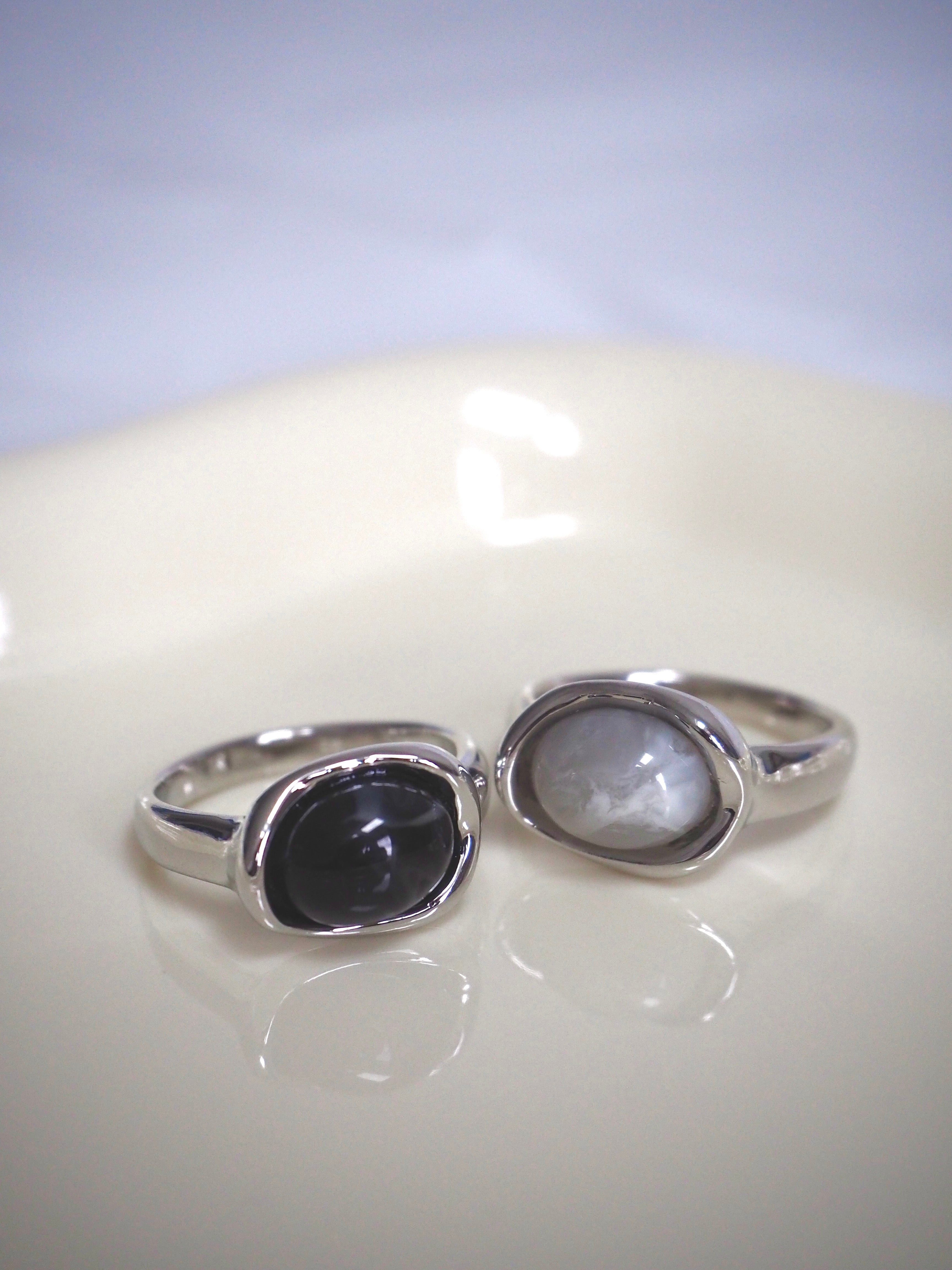homaika gemstone ring