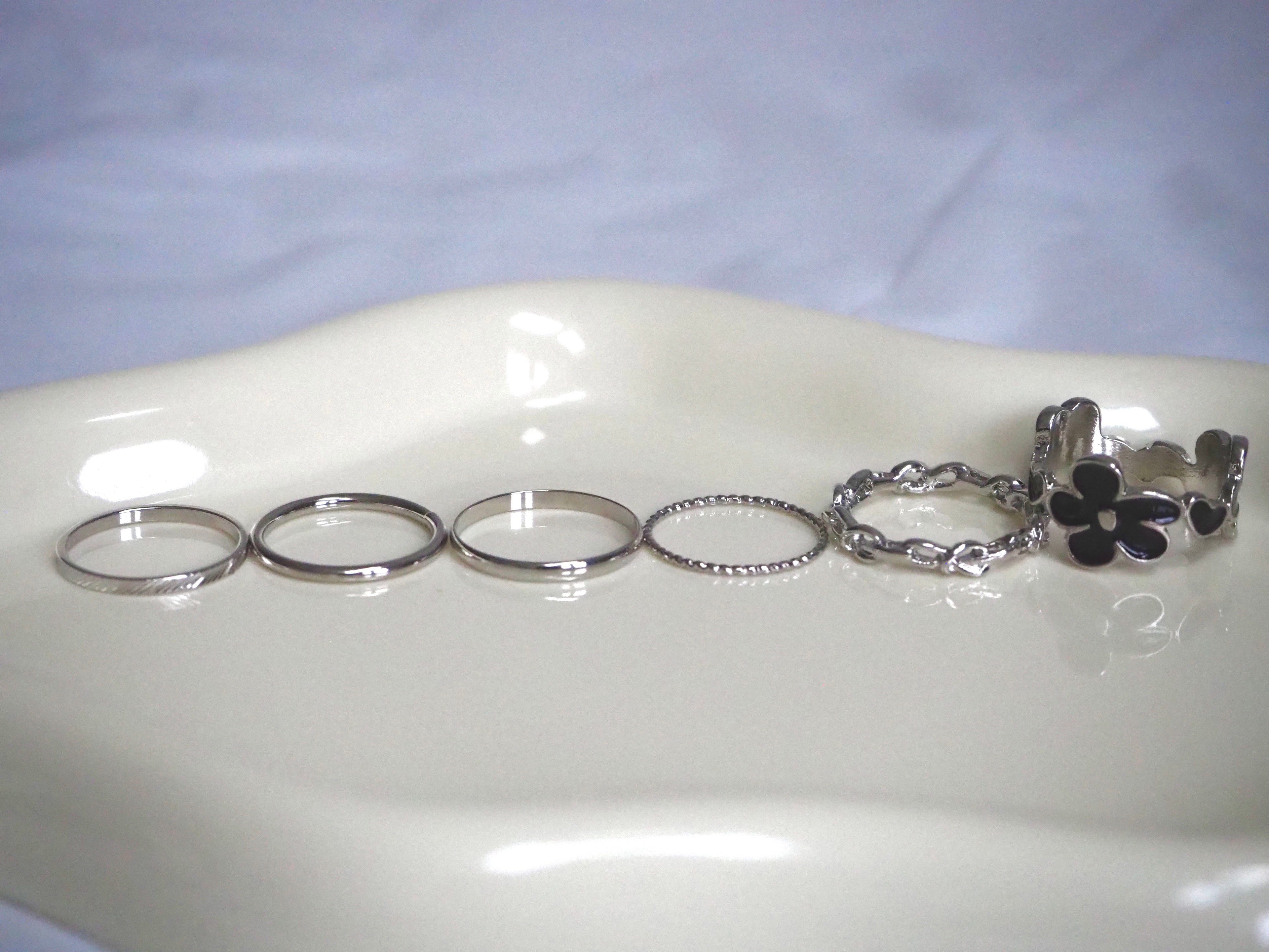 6-in-1 flower layered ring set