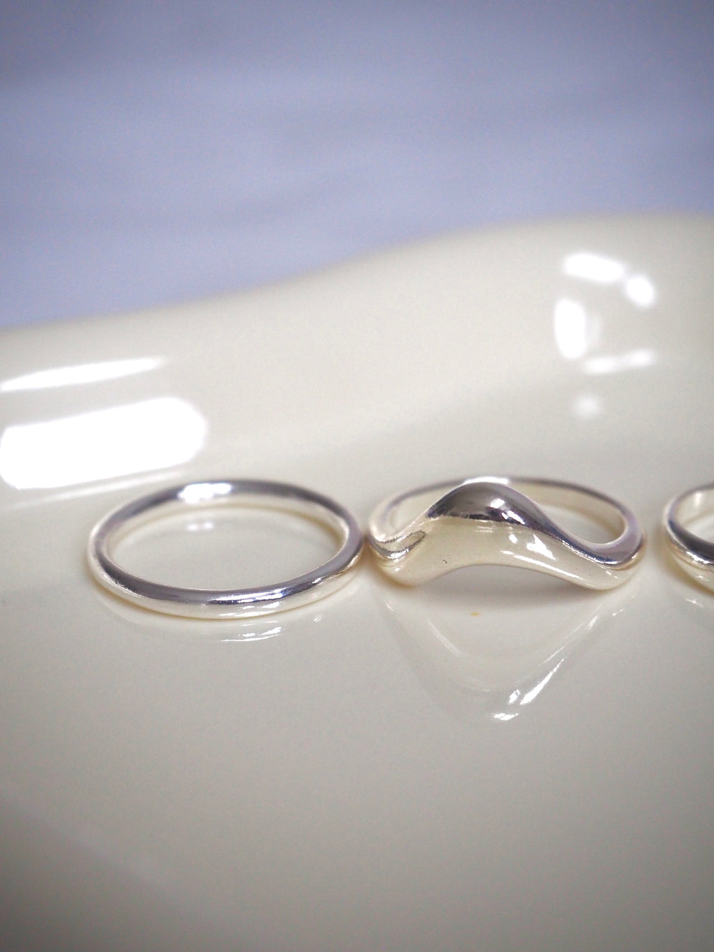 5-in-1 wave layered ring set