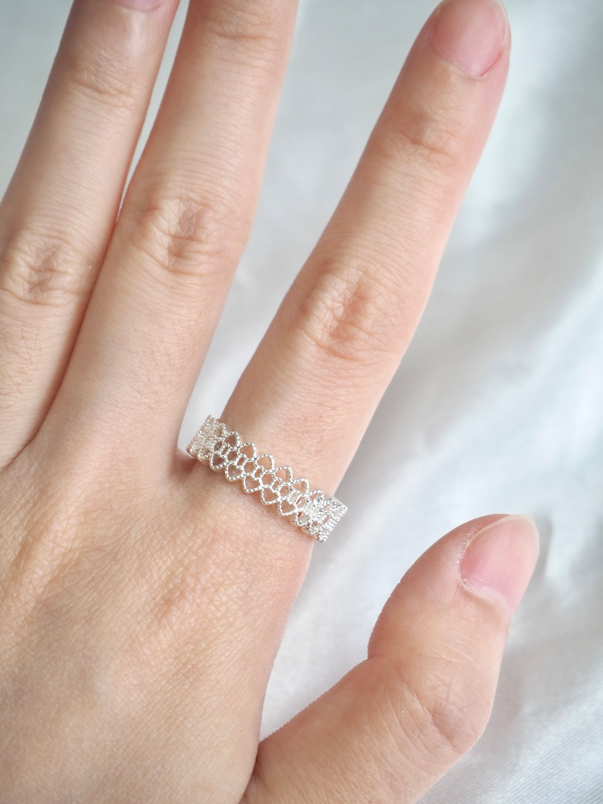 lace band ring