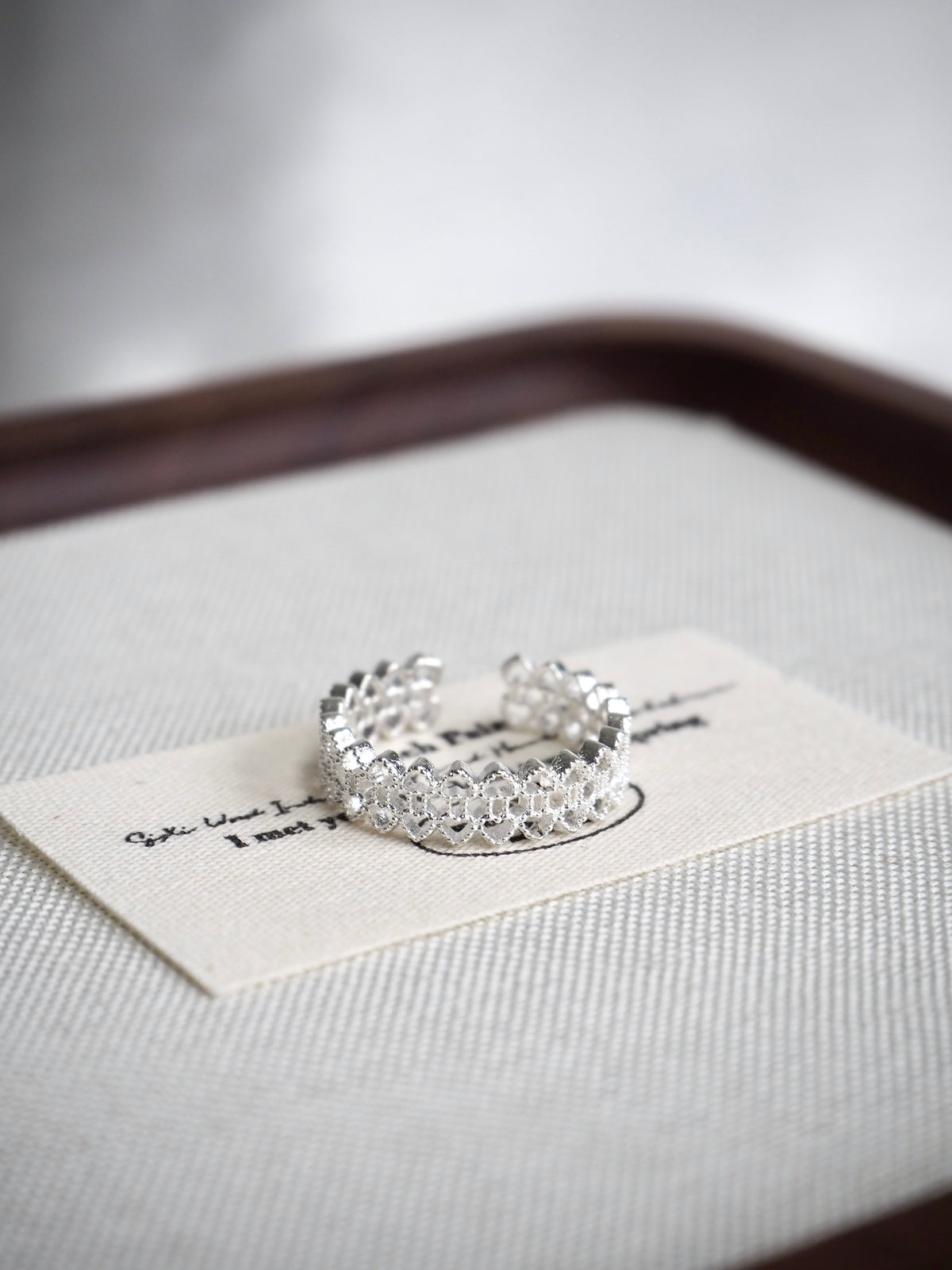lace band ring