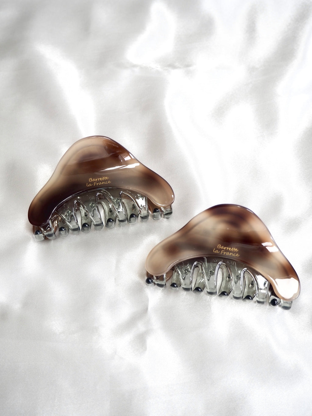 tortoiseshell two-tone claw clip