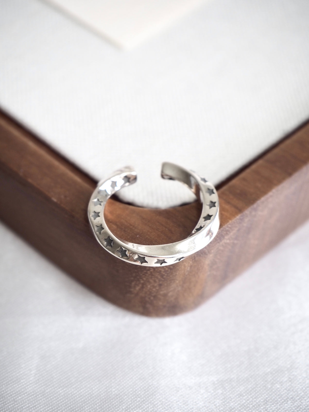 vintage star twist ring
