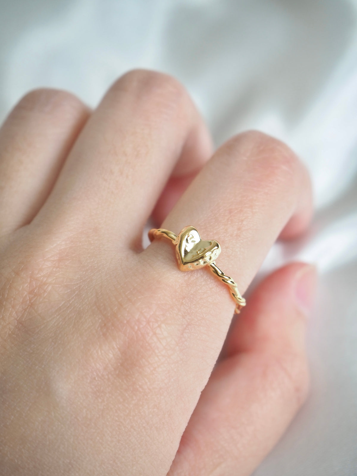 mini heart daily ring
