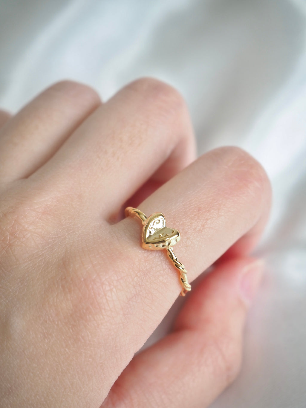 mini heart daily ring