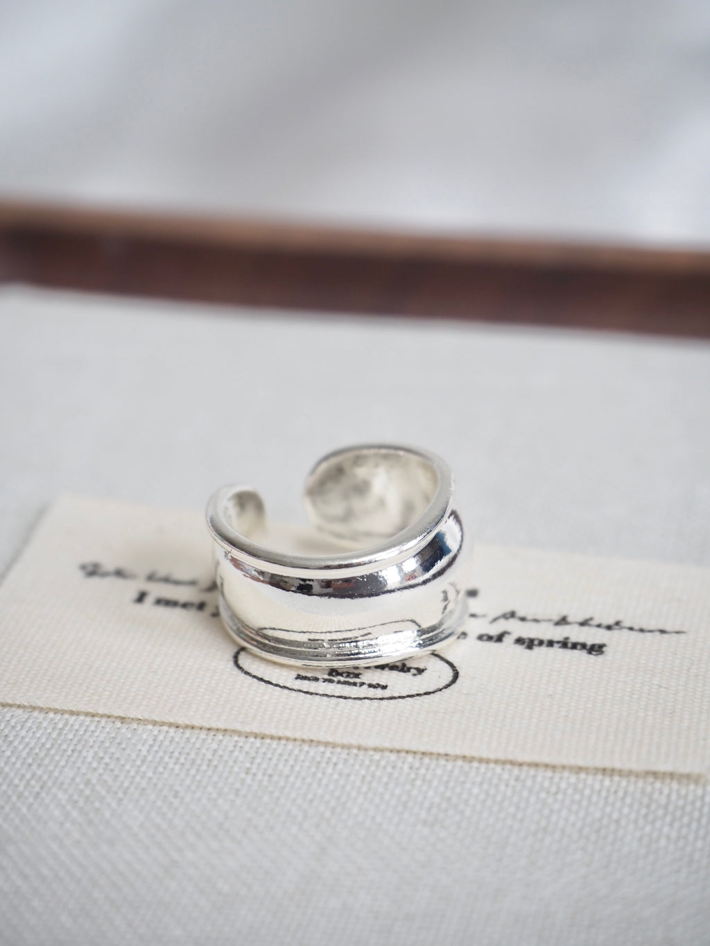 bold wave open ring