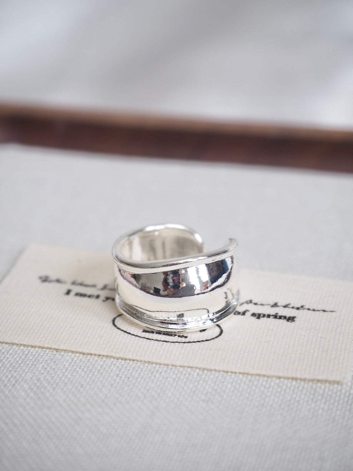 bold wave open ring
