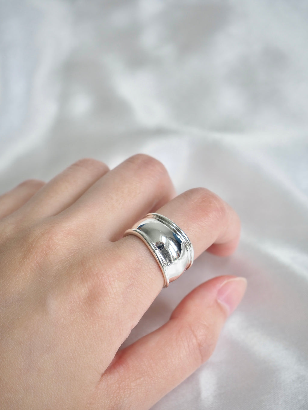 bold wave open ring