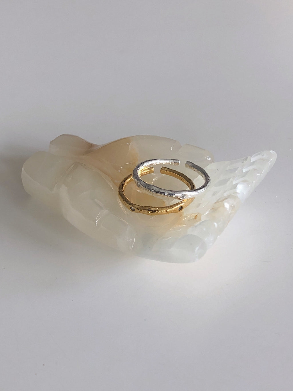 [925silver] textured cubic zirconia ring