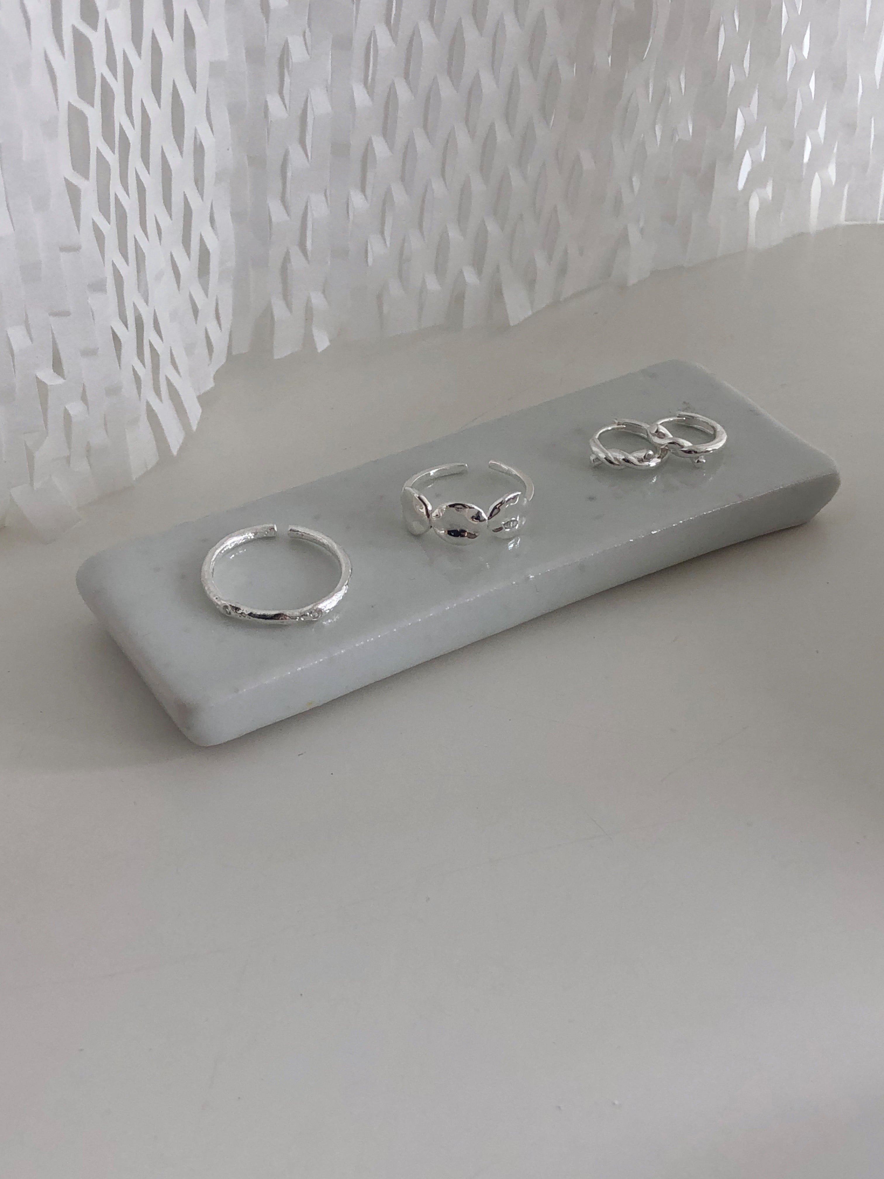 [925silver] textured cubic zirconia ring