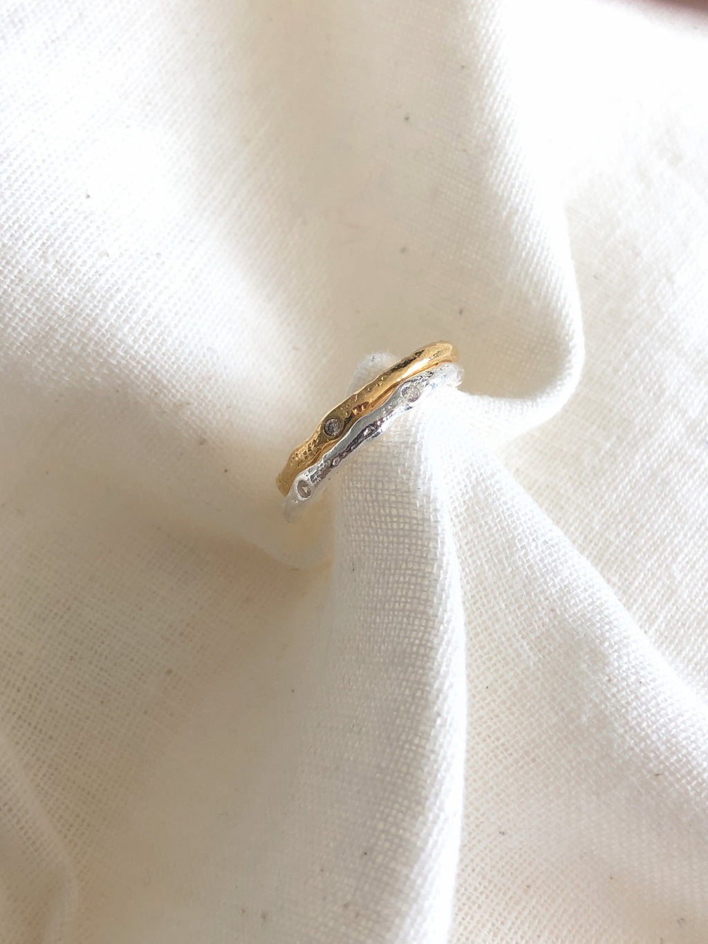 [925silver] textured cubic zirconia ring