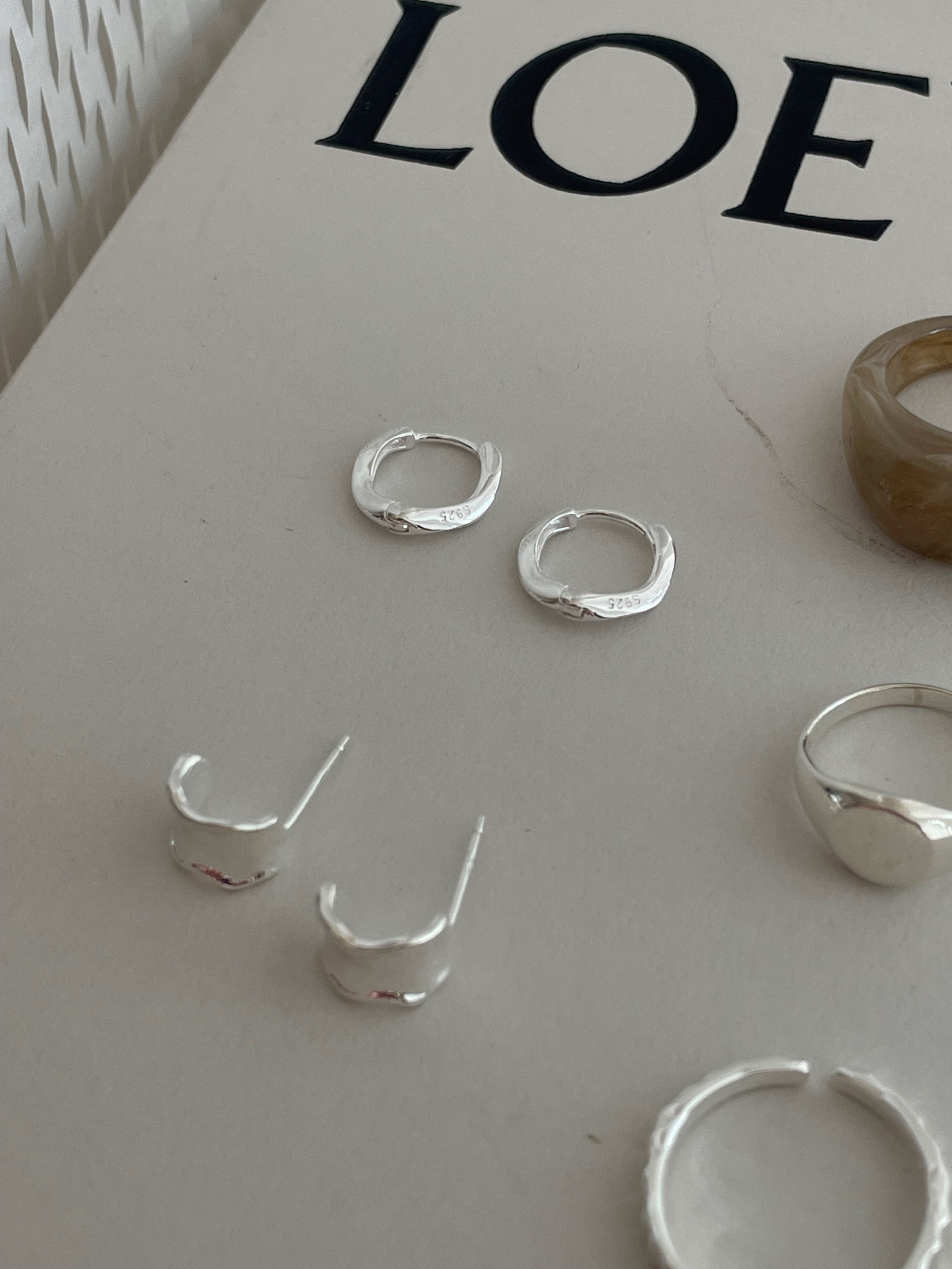[925silver] simple wave one-touch earrings